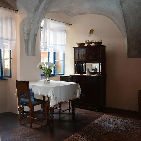 Zlaty Dvor Xenia Apartment *
