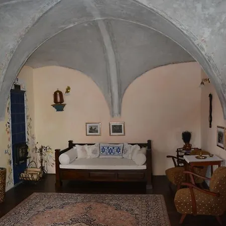 Zlaty Dvor Xenia Daire *